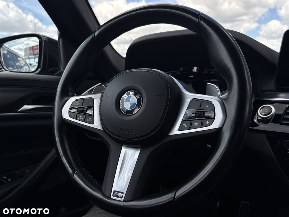 BMW Seria 5 - 10