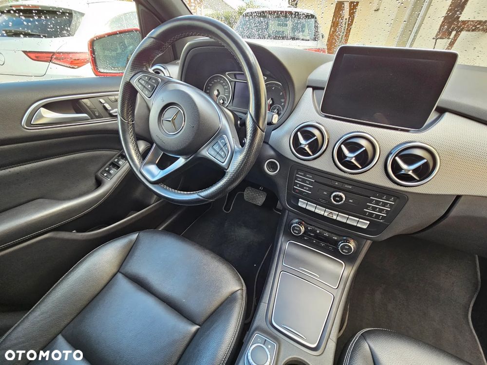 Mercedes-Benz Klasa B 200 (CDI) d 4-Matic - 14