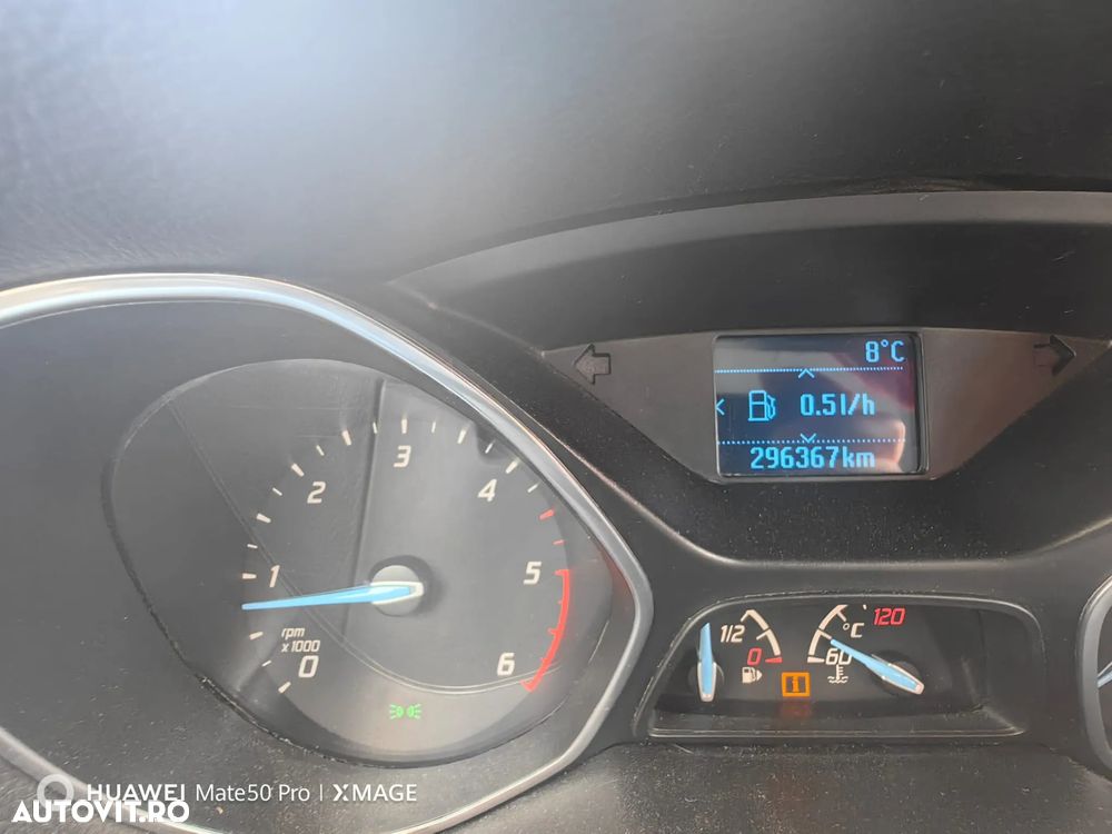Ford Focus - 10