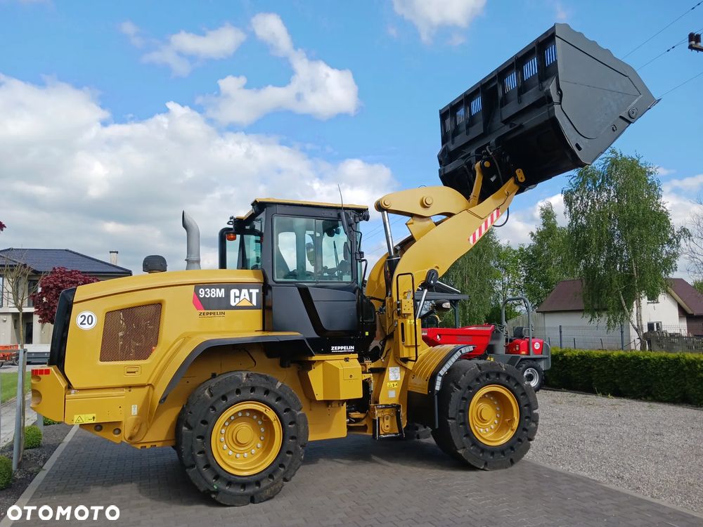 Caterpillar 938 M - 16