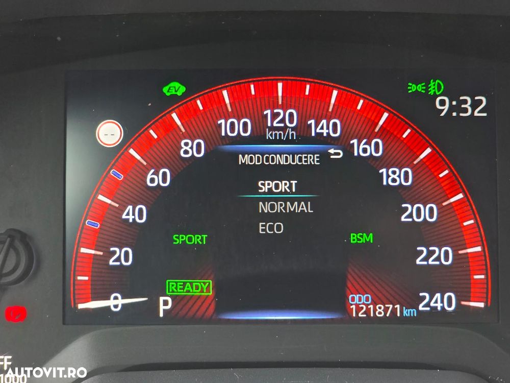 Suzuki Swace 1.8 E-CVT HEV Spirit - 25