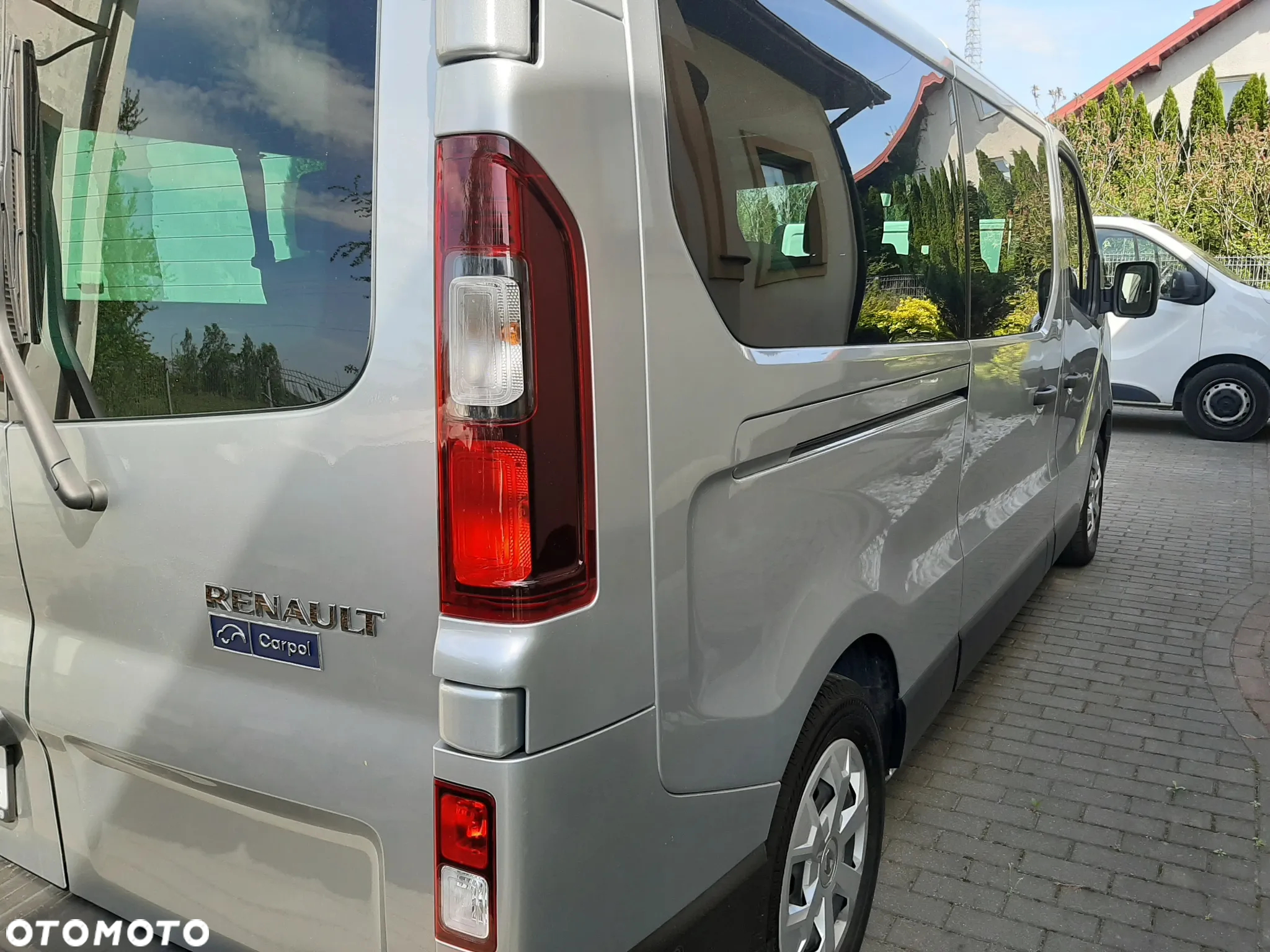 Renault Trafic SpaceClass 2.0 dCi - 15