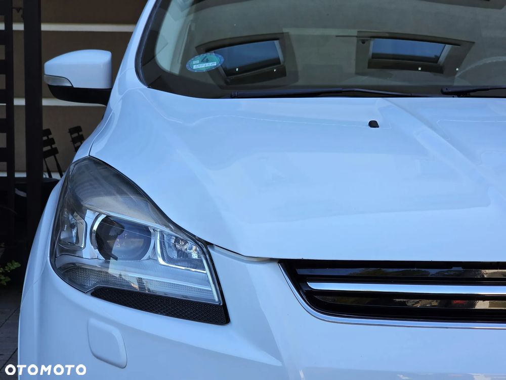 Ford Kuga 2.0 TDCi 2x4 ST-Line - 21