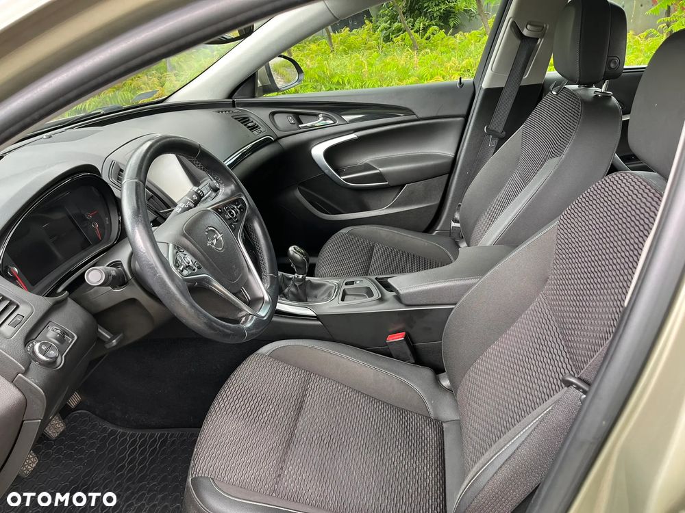 Opel Insignia 1.6 T Cosmo S&S EU6 - 23