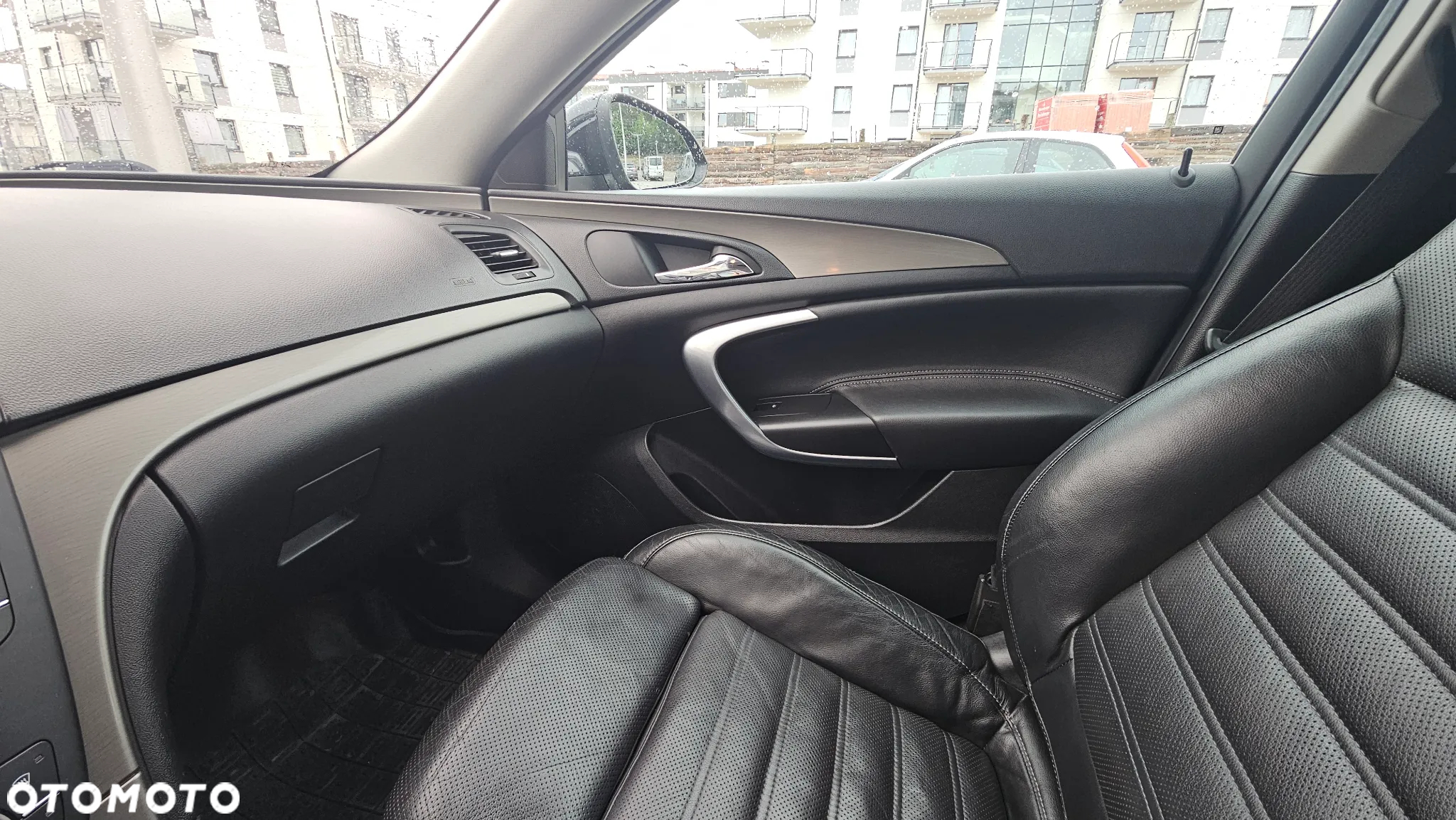 Opel Insignia 1.6 Turbo Sports Tourer - 12