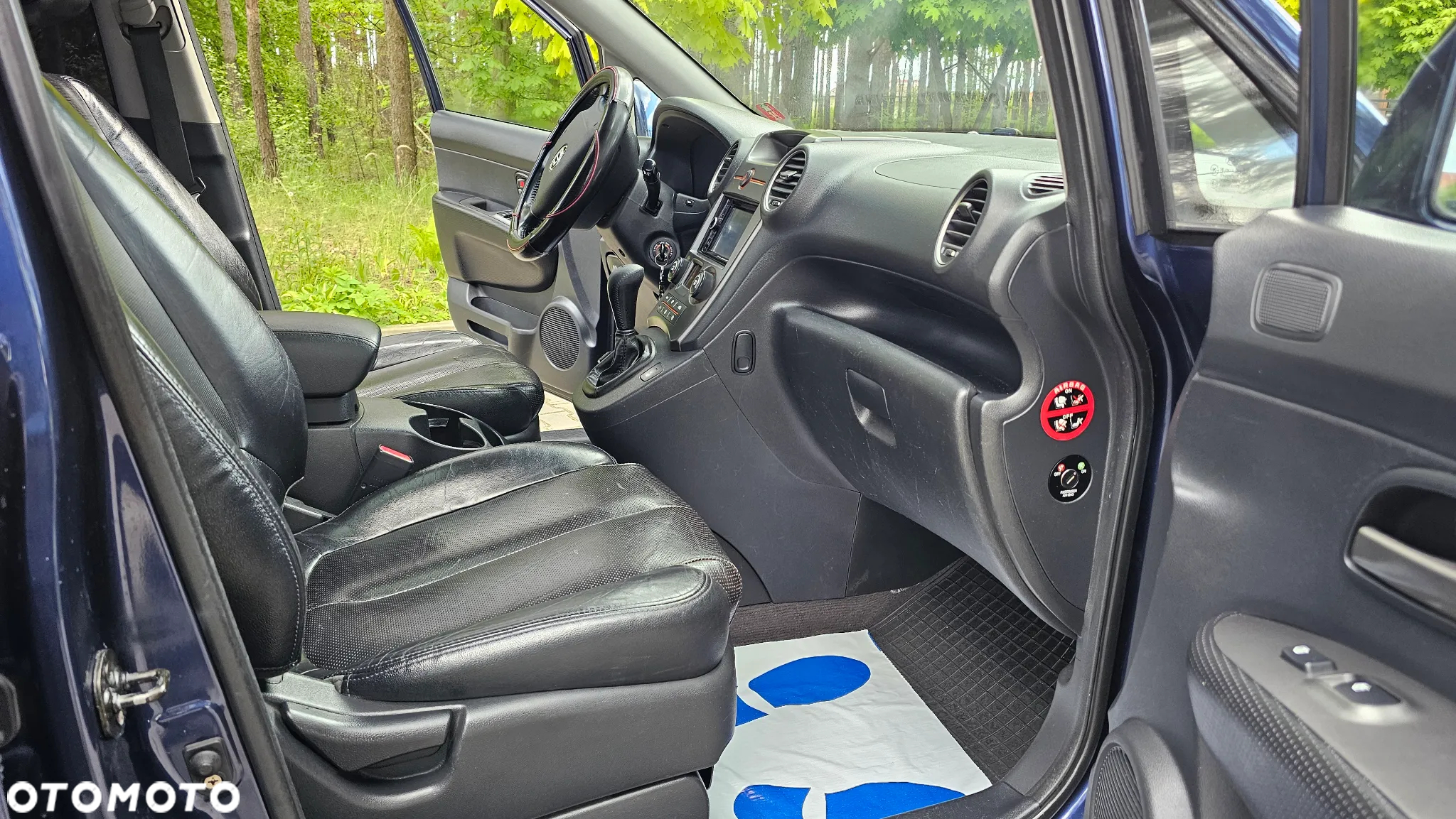 Kia Carens 2.0 EX - 21