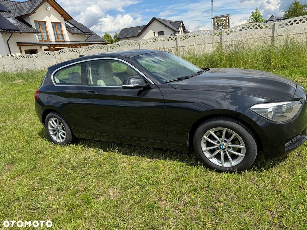 BMW Seria 1 - 17