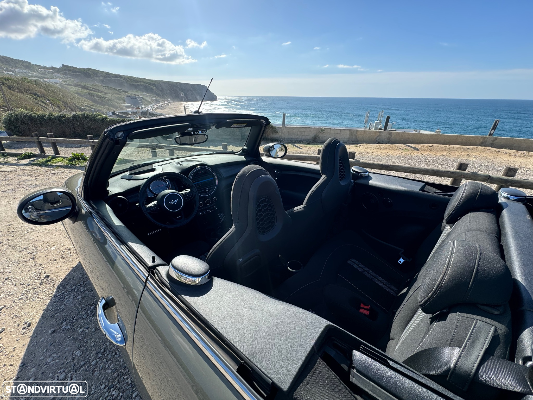 MINI Cabrio Cooper Auto - 9
