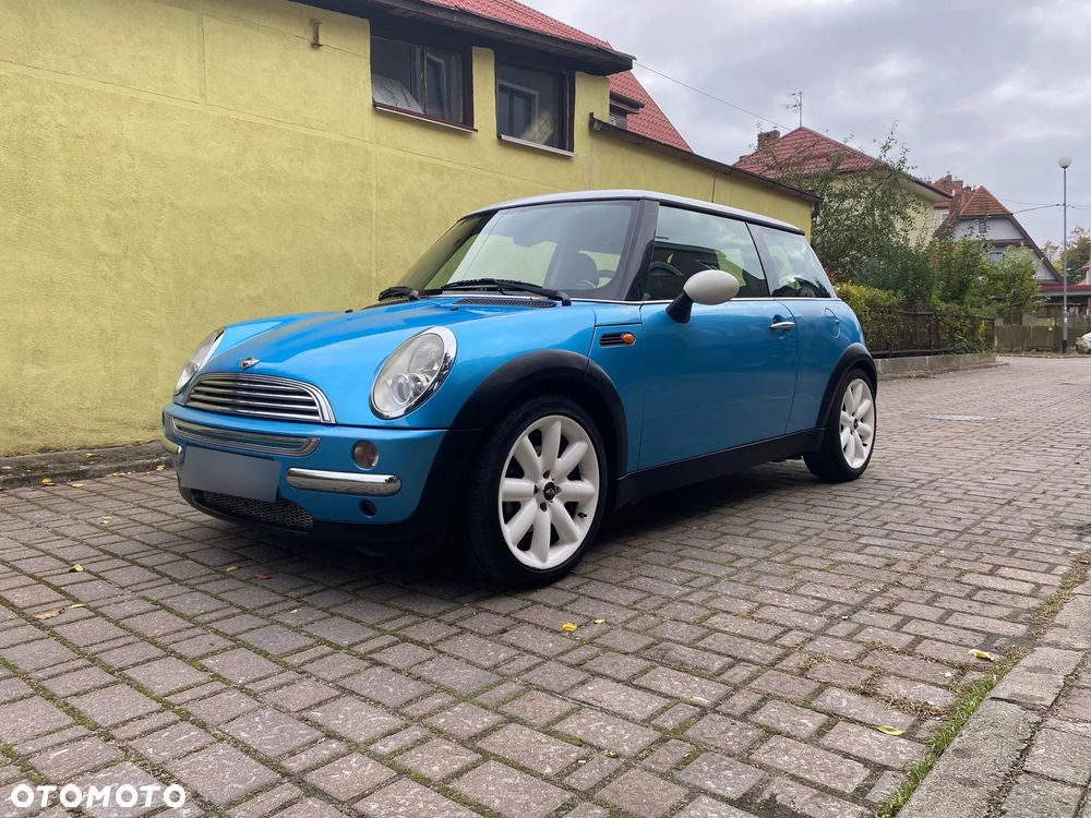 MINI Cooper Standard - 1