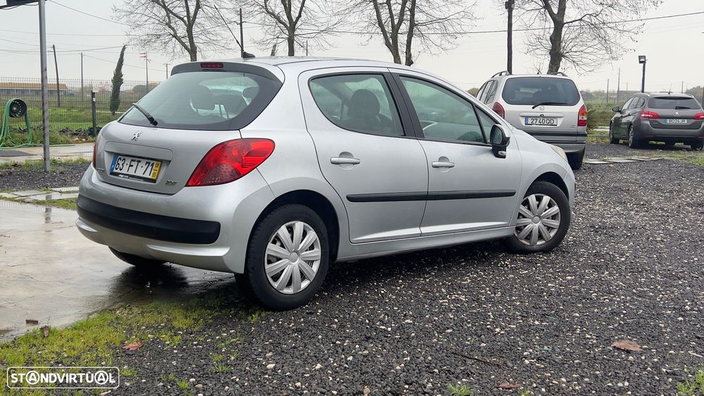 Peugeot 207 1.4 HDi Trendy - 5