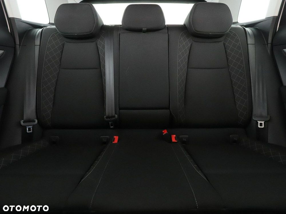 Skoda Karoq 1.6 TDI SCR Active - 18