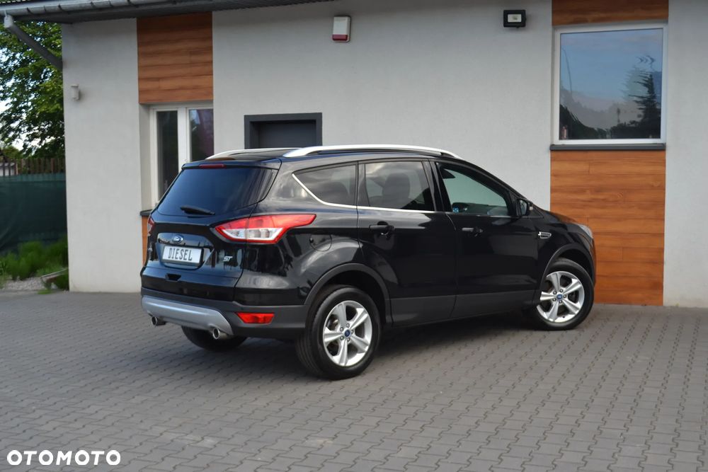 Ford Kuga - 4