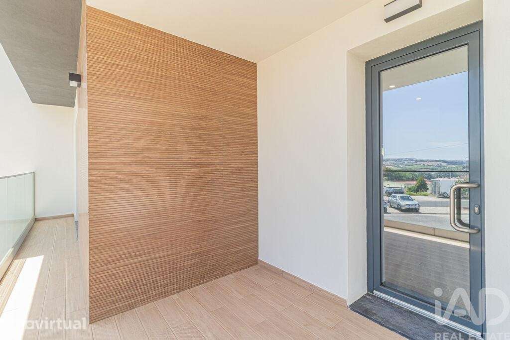 Casa / Villa T5 em Enxara do Bispo, Gradil e Vila Franca do Rosário de - Grande imagem: 2/28