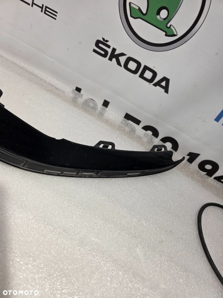 MERCEDES X296 / A296 AMG 22- SPOJLER / DOKŁADKA POD ZDERZAK PRZEDNI , NR A2968856701 , NR AUKCJI GL861 - 9