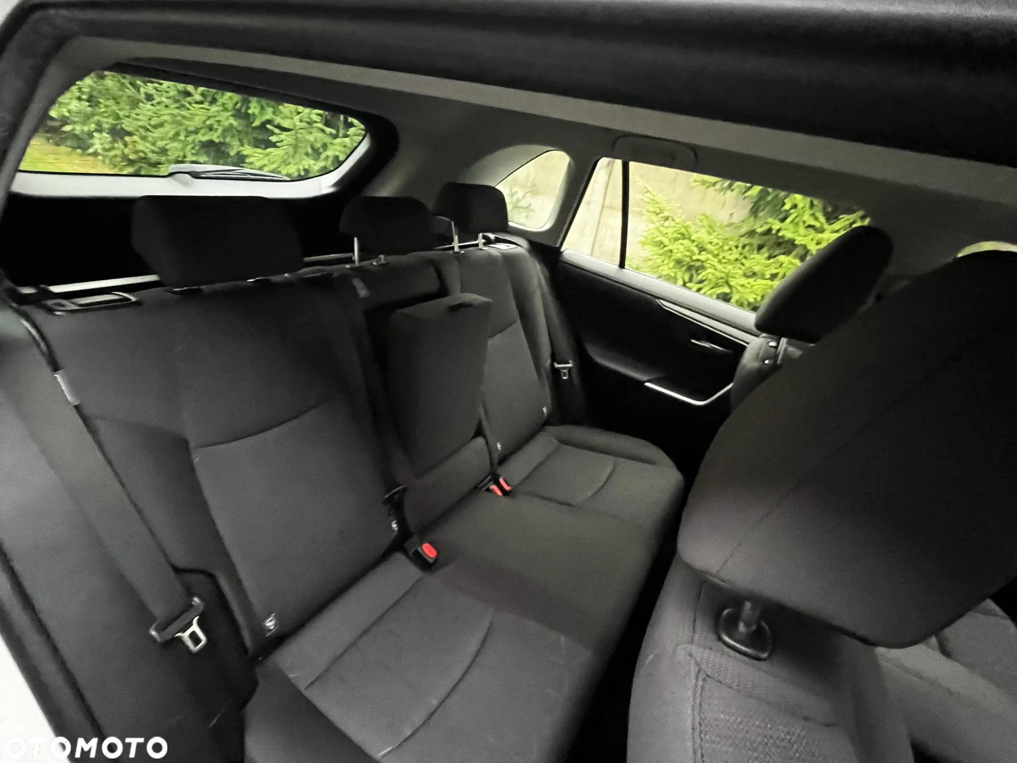 Toyota RAV4 - 10