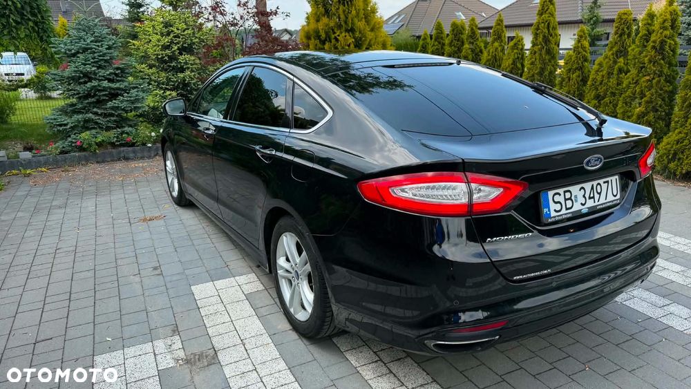 Ford Mondeo 2.0 EcoBoost Titanium - 3