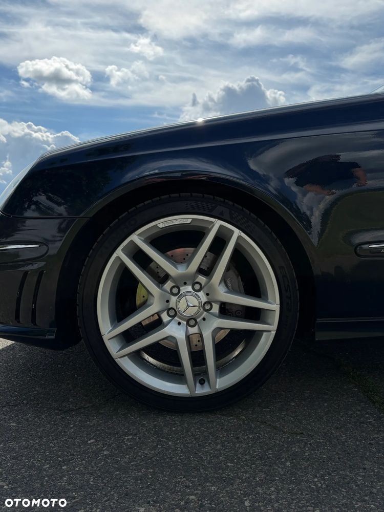 Mercedes-Benz Klasa E 500 7G-TRONIC Avantgarde - 24