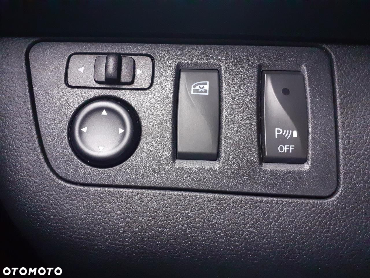 Dacia Inny - 17