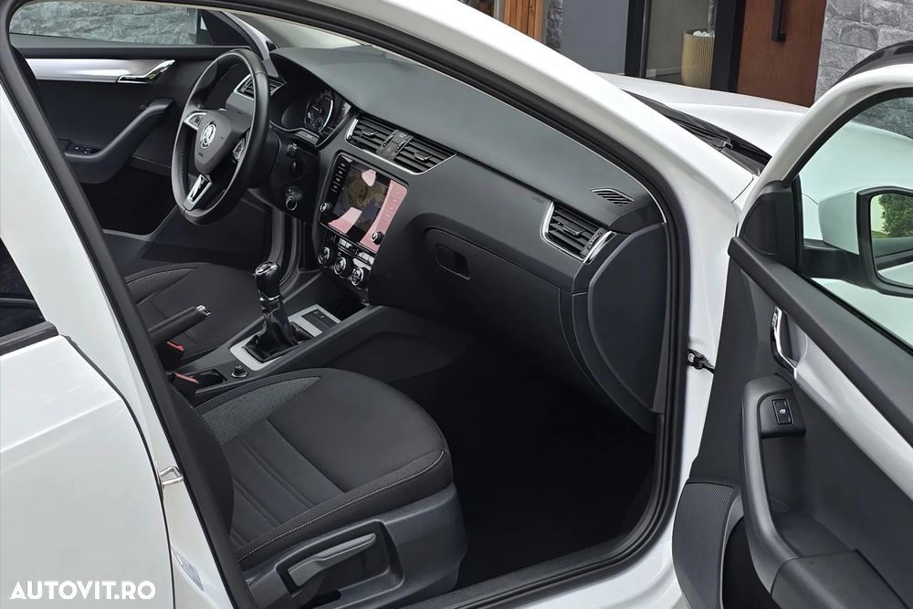 Skoda Octavia 2.0 TDI Ambition - 9