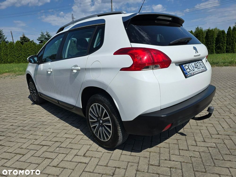 Peugeot 2008 - 12