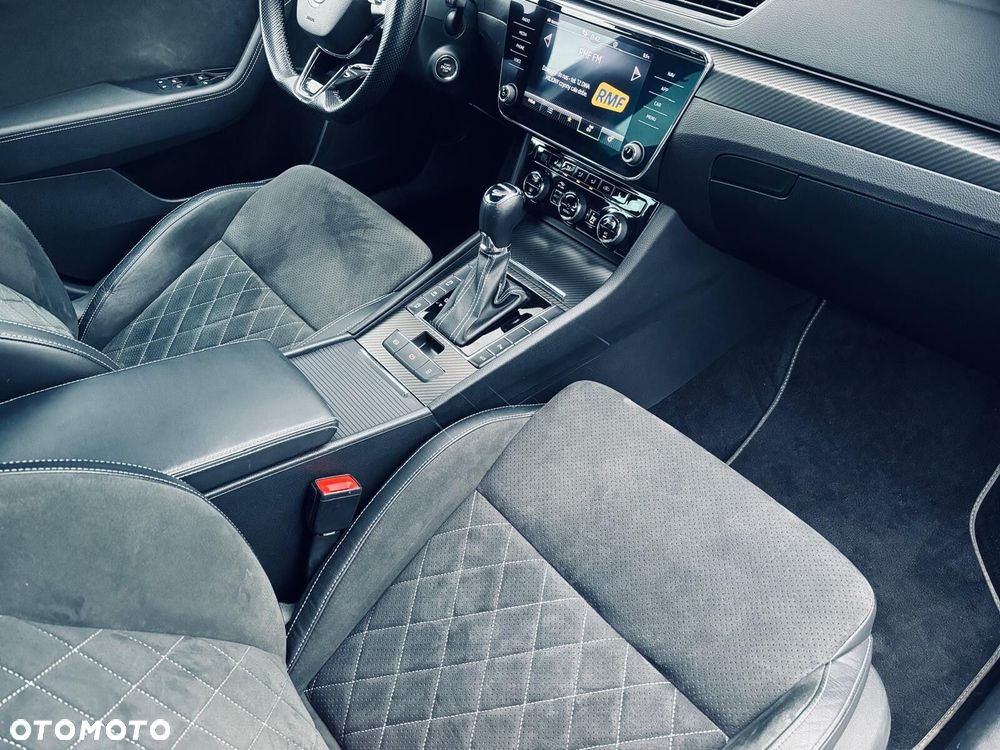 Skoda Superb 2.0 TDI SCR 4x4 Sportline DSG - 19