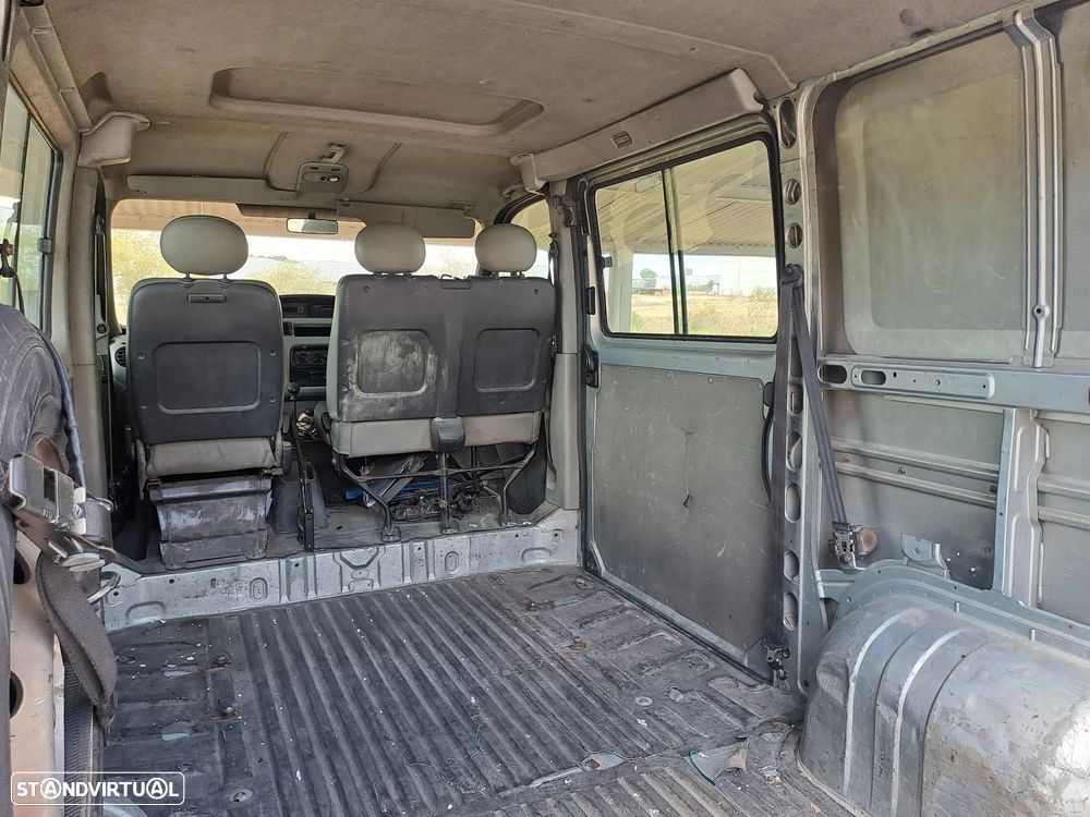 Nissan Interstar - 13