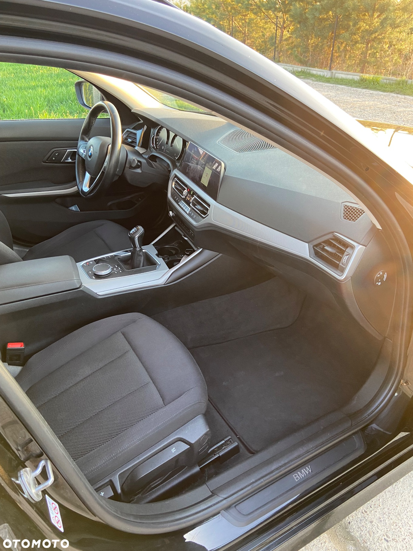 BMW Seria 3 318d - 11