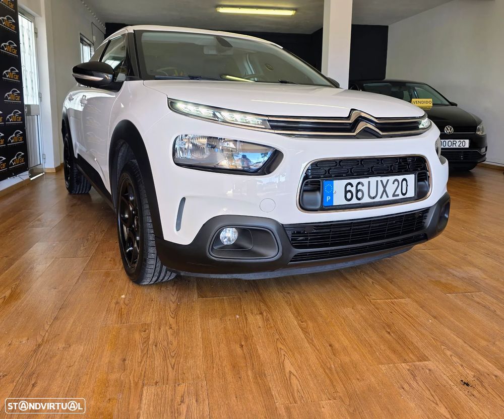 Citroën C4 Cactus 1.2 PureTech Shine EAT6 - 7