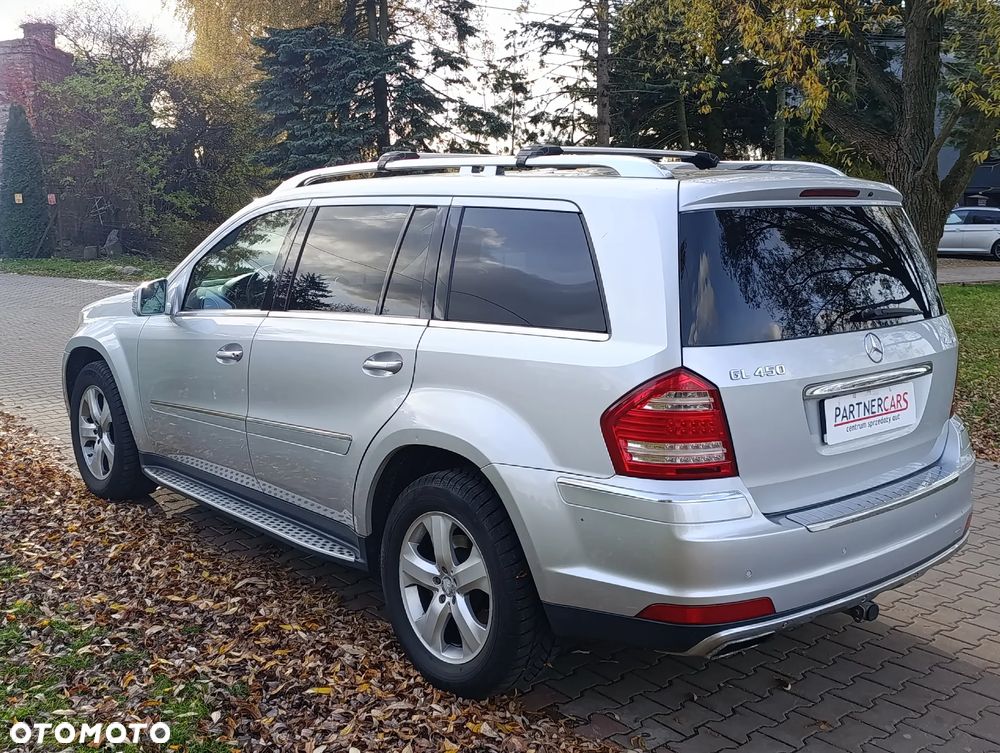 Mercedes-Benz GL 450 4Matic 7G-TRONIC - 4