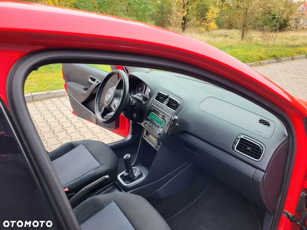 Volkswagen Polo - 13