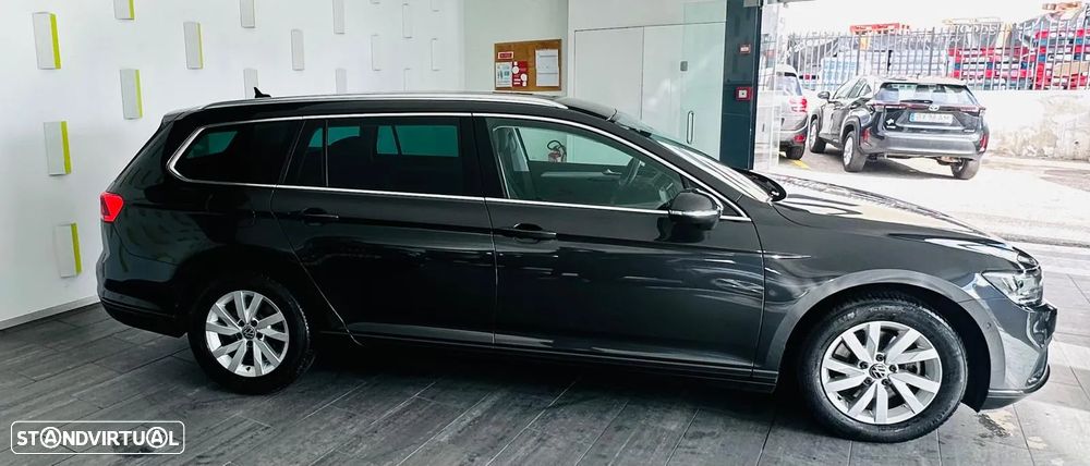 VW Passat 2.0 TDI Elegance DSG - 12