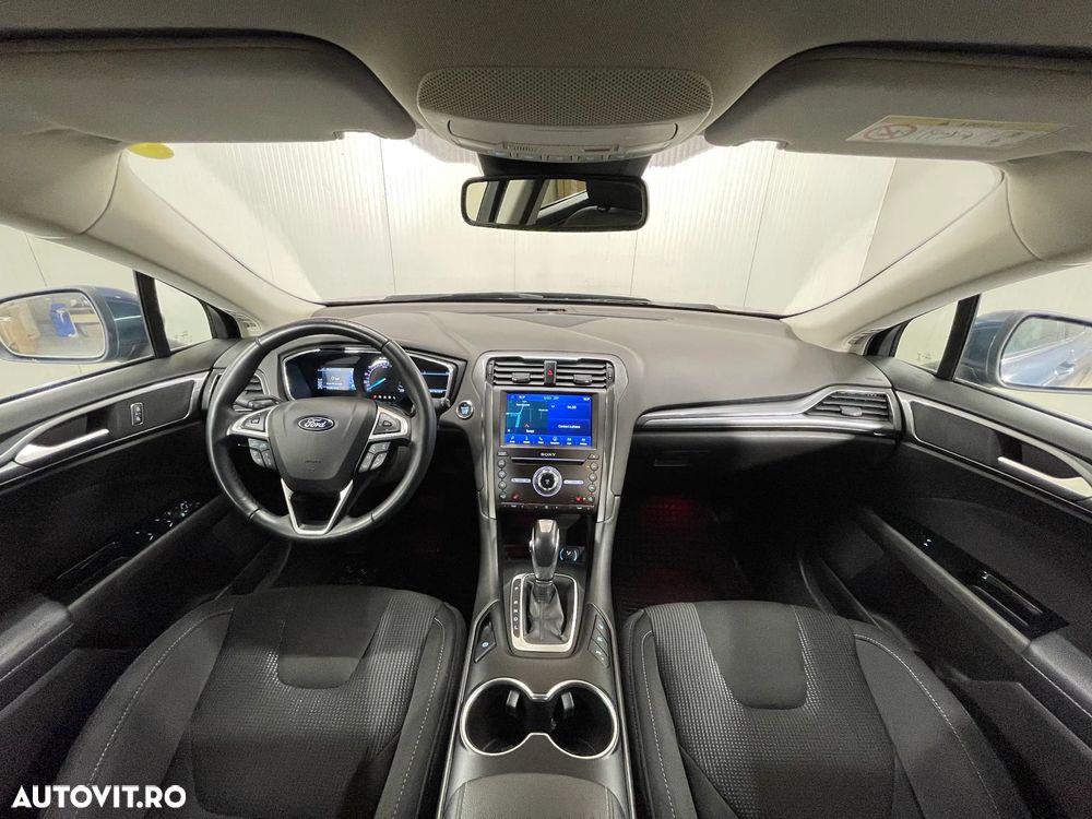 Ford Mondeo 2.0 HEV Titanium - 8