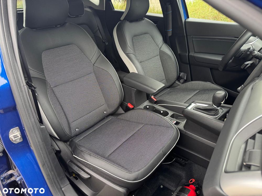 Renault Captur TCe Mild Hybrid 140 EDC GPF EVOLUTION - 21