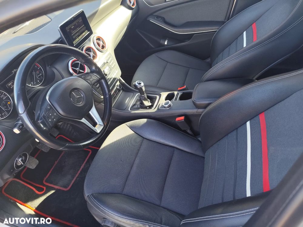 Mercedes-Benz CLA 180 d - 15