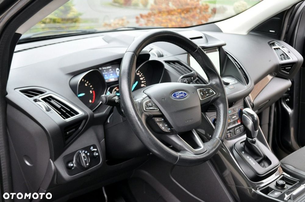 Ford Kuga - 21