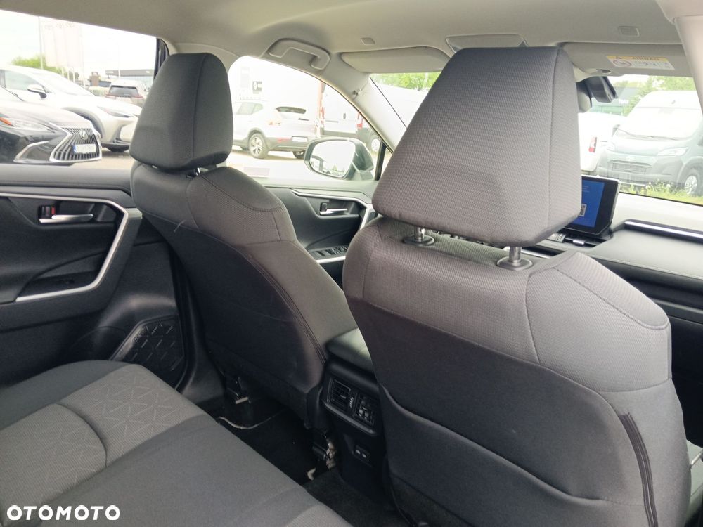 Toyota RAV4 - 12