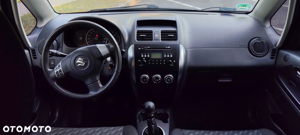 Suzuki SX4 1.6 VVT 4x2 Comfort Dance - 13