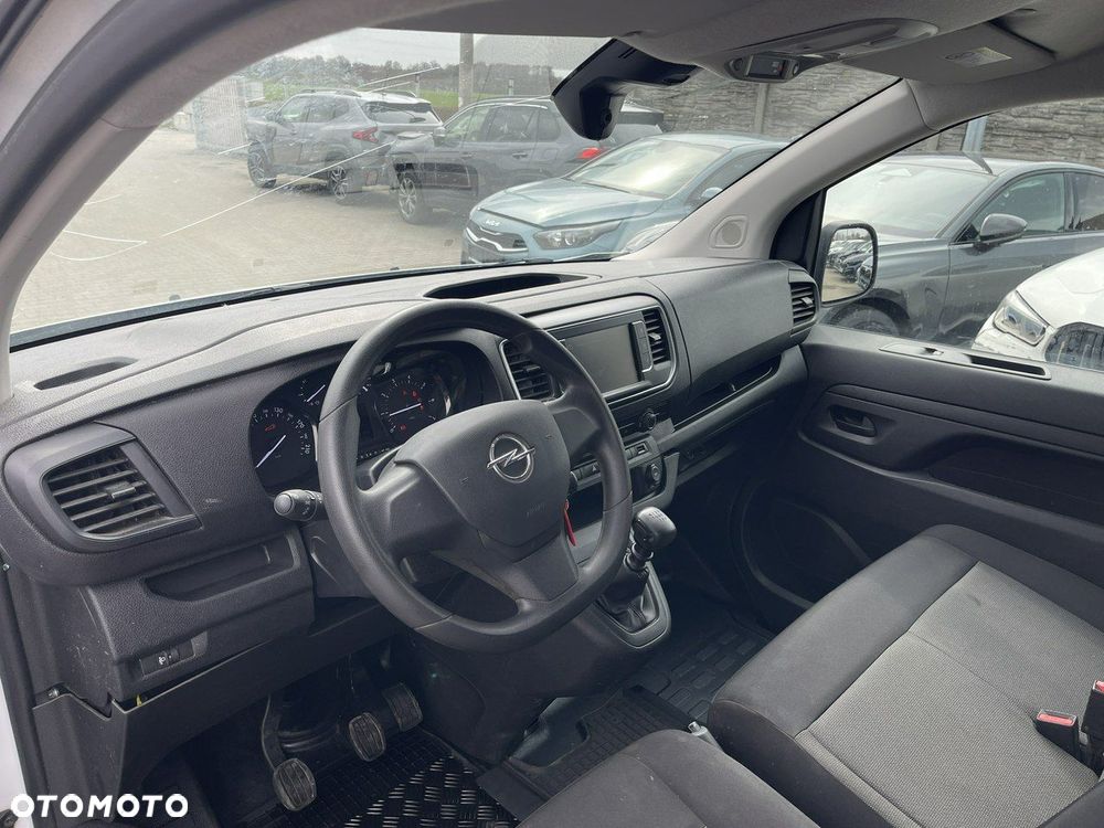 Opel Vivaro - 12