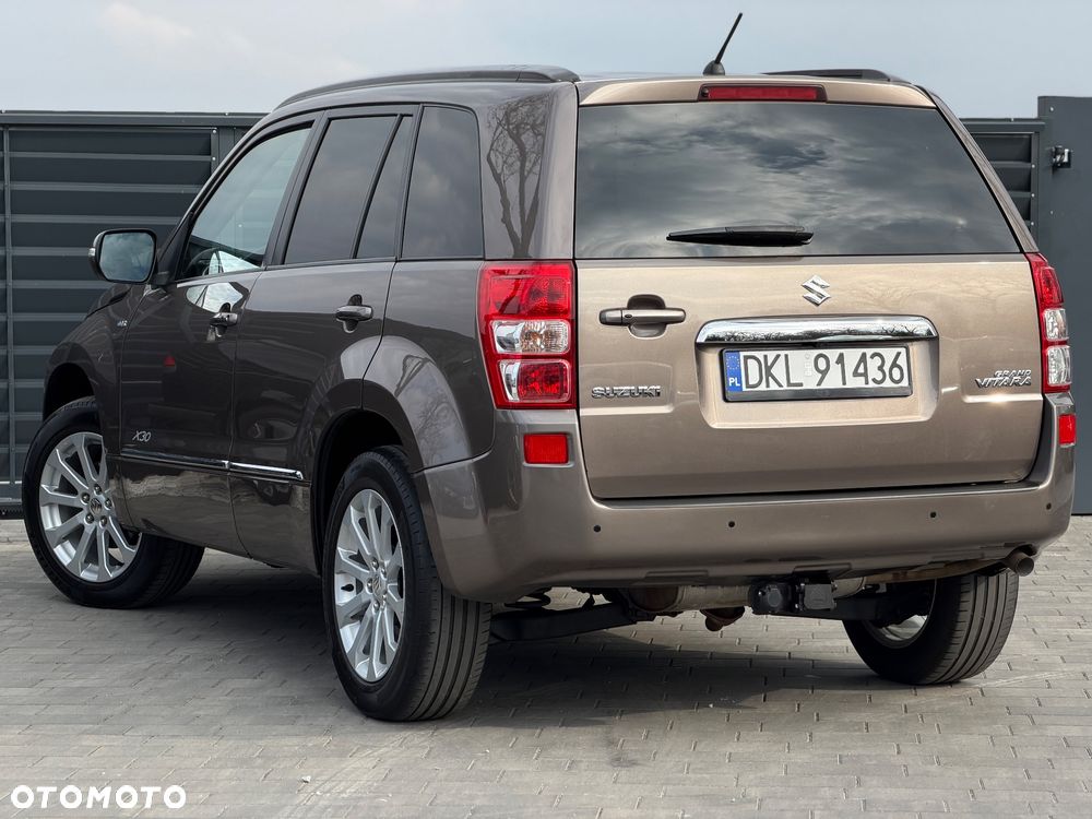 Suzuki Grand Vitara 1.9 DDiS Premium EU5 - 3