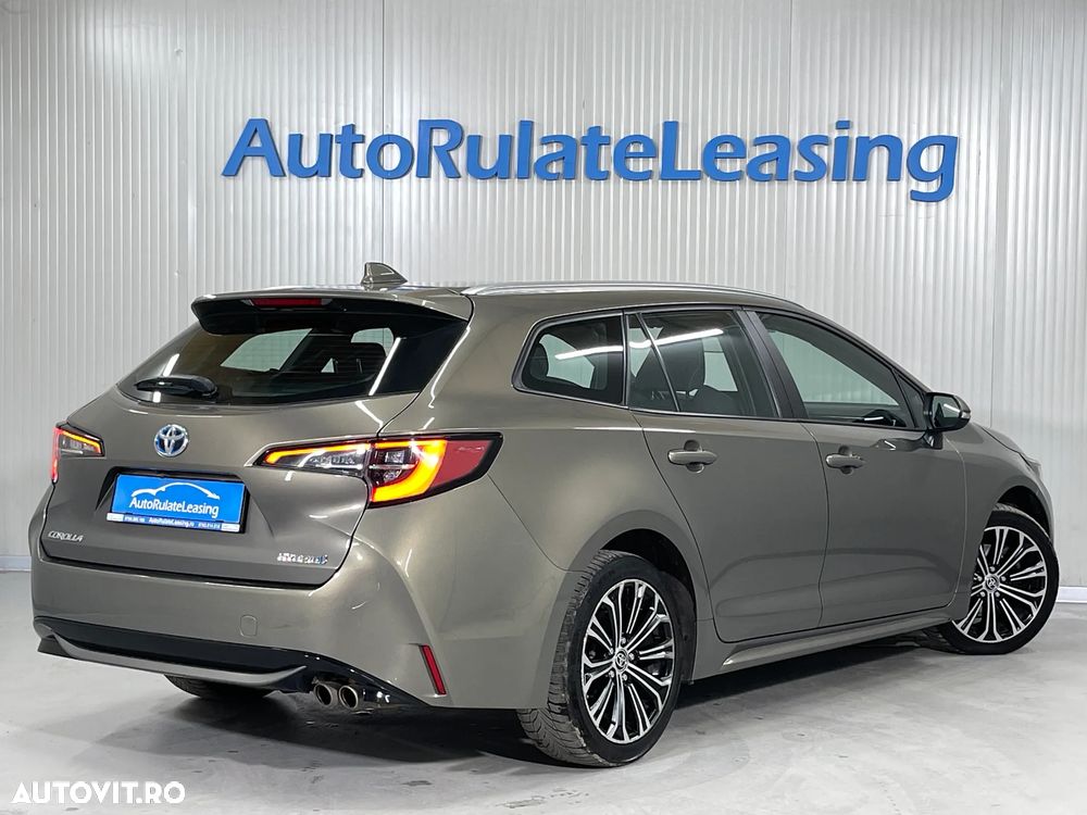 Toyota Corolla - 4