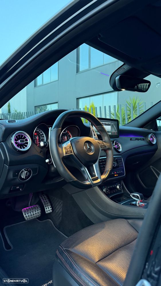 Mercedes-Benz GLA 45 AMG 4Matic 7G-DCT - 8