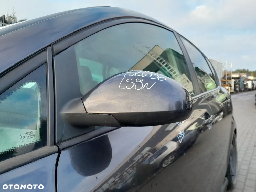 SEAT TOLEDO III LUSTERKO LEWE PRZEDNIE SKŁADANE KOLOR: LS9N