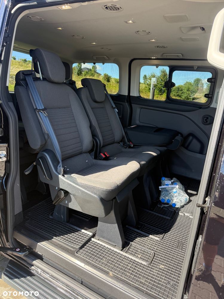 Ford Tourneo Custom 320 L1H1 VA Autm Titanium - 23