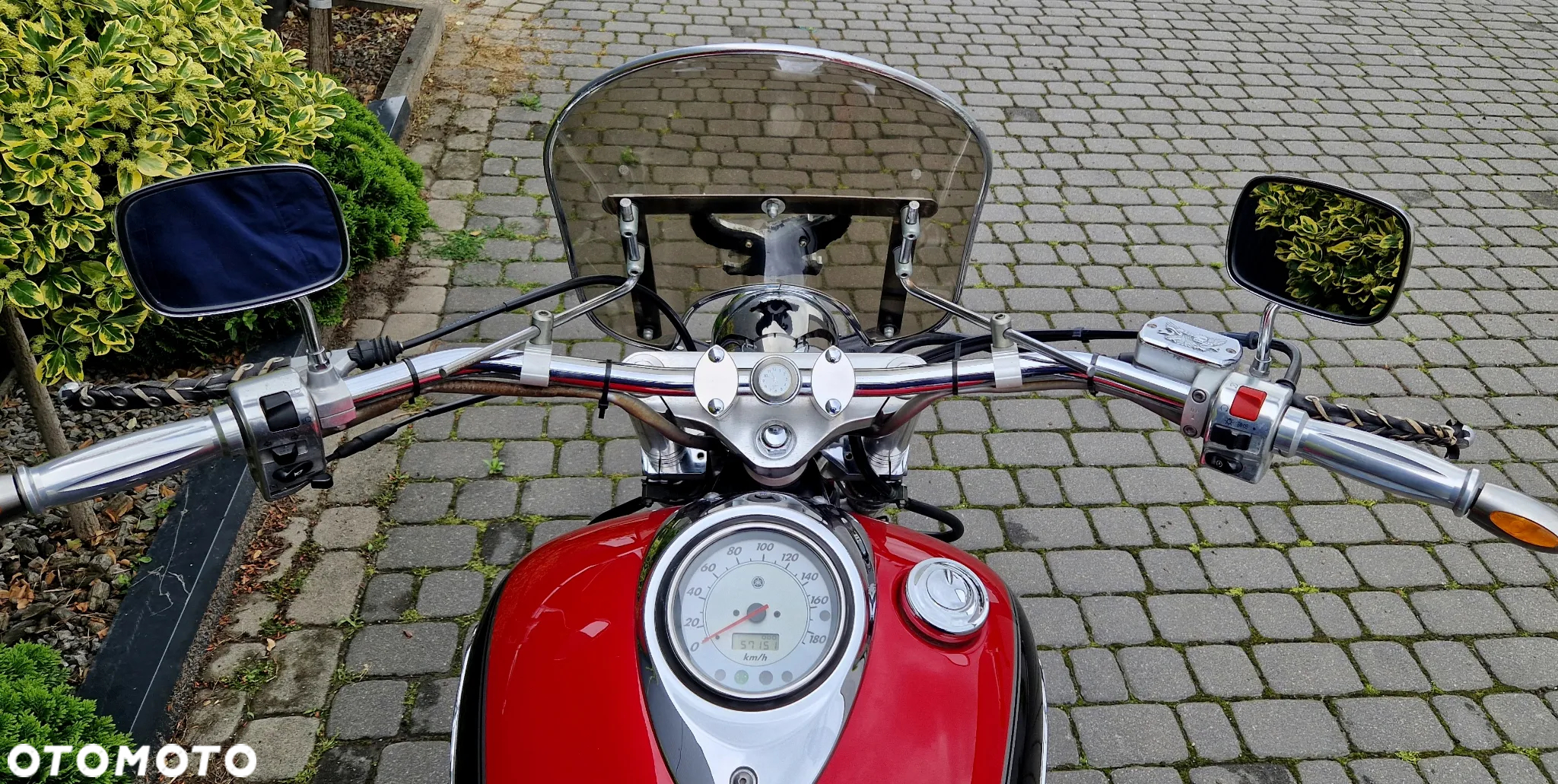 Yamaha XVS - 8