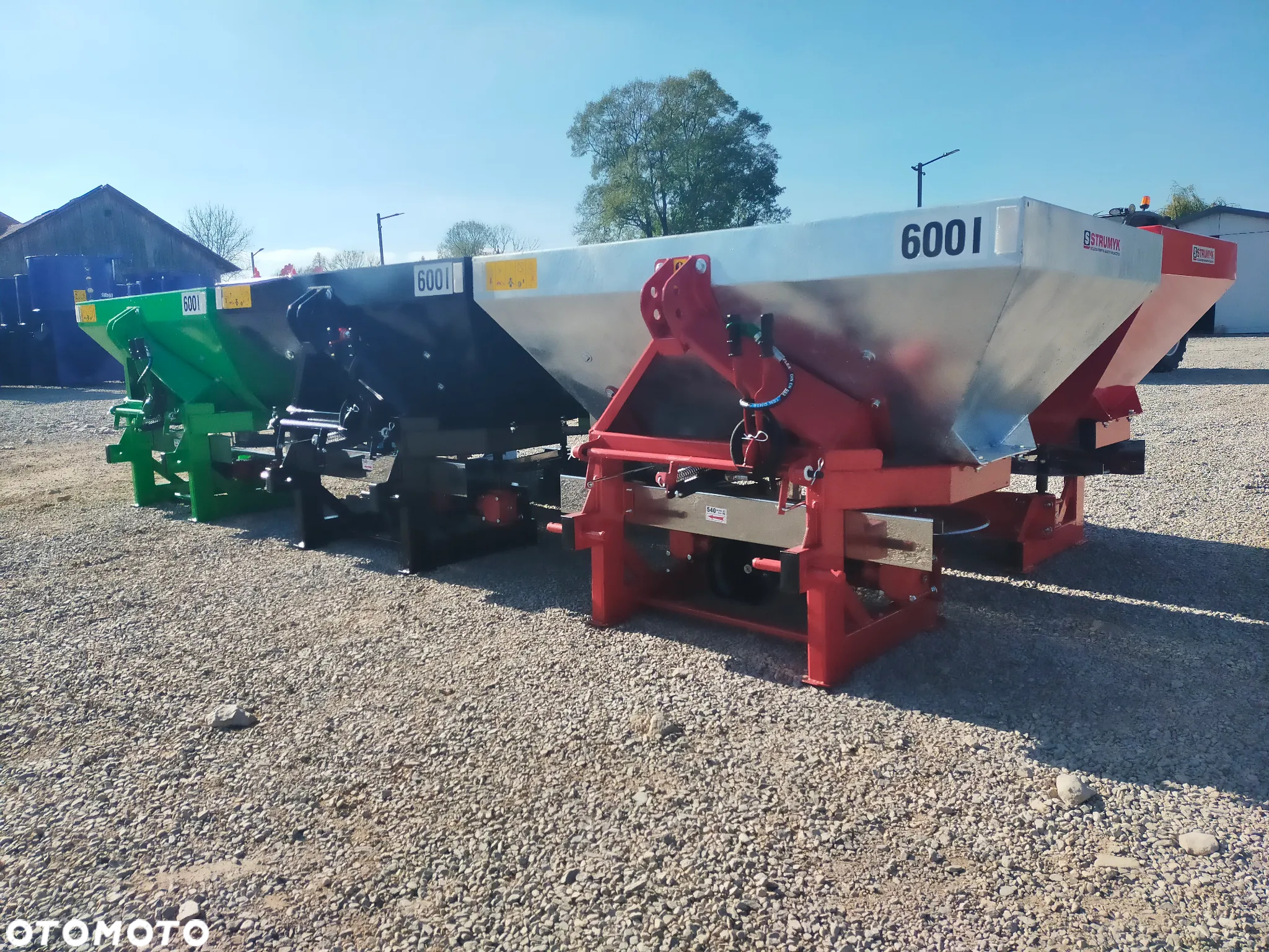 TYTAN rozsiewacz dwutalerzowy 400 - 1600l PLANDEKA/OCYNK strumyk - 10