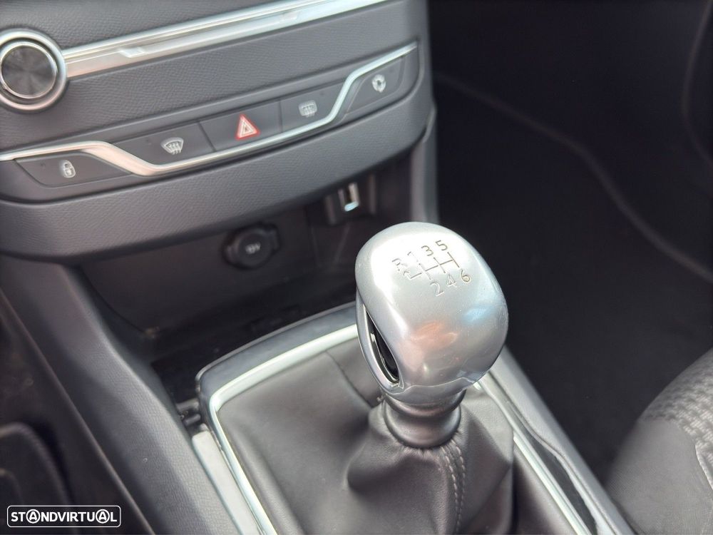 Peugeot 308 1.2 PureTech Business Line - 10