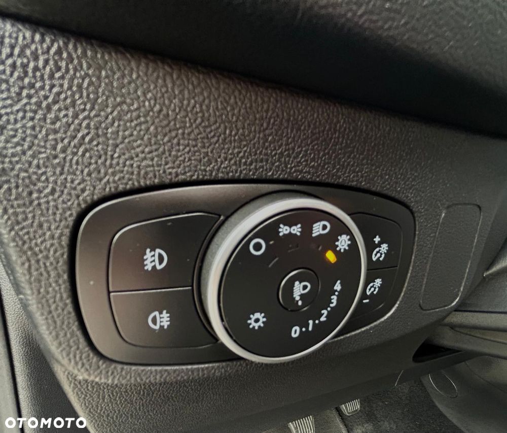 Ford Focus 1.5 EcoBlue Start-Stopp-System COOL&CONNECT - 24