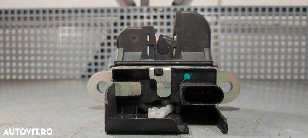 Broasca incuietoare haion volkswagen vw passat b6 b7 golf 5 6 touran - 2