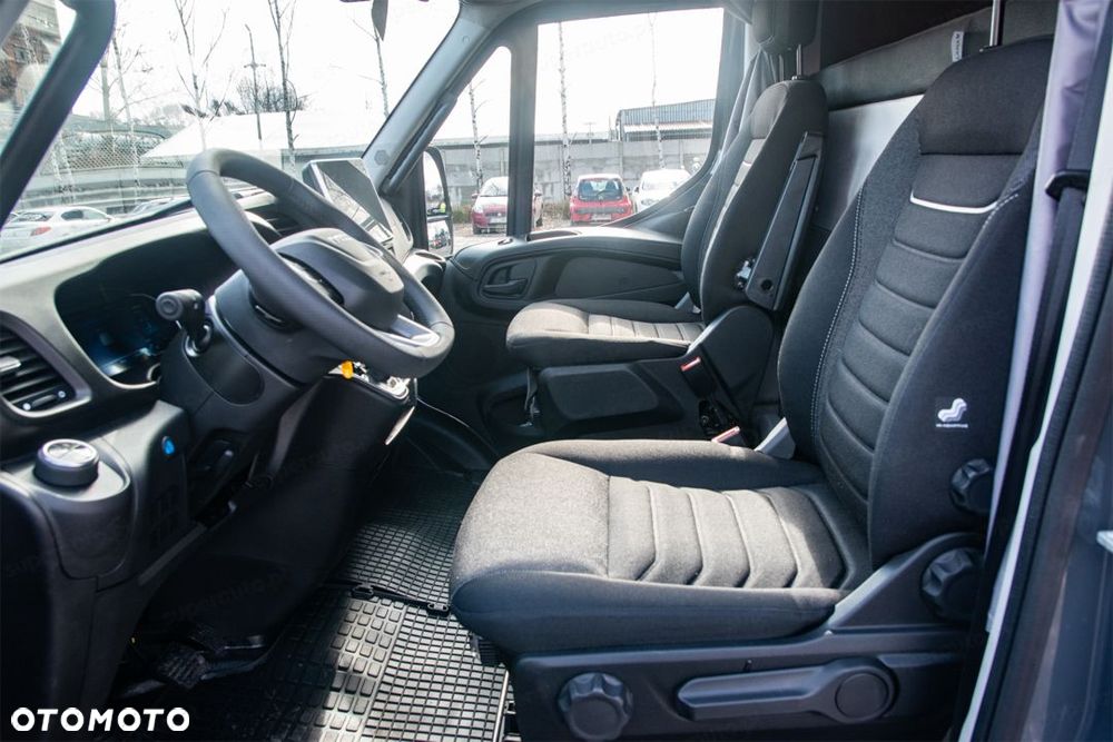 Iveco Daily 35S21 Hi-Matic Autolaweta 3.0 210KM - 23