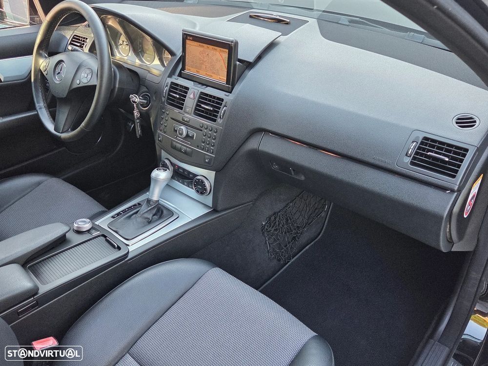 Mercedes-Benz C 250 Station CDI DPF Auto BlueEFFICIENCY Avantgarde - 25